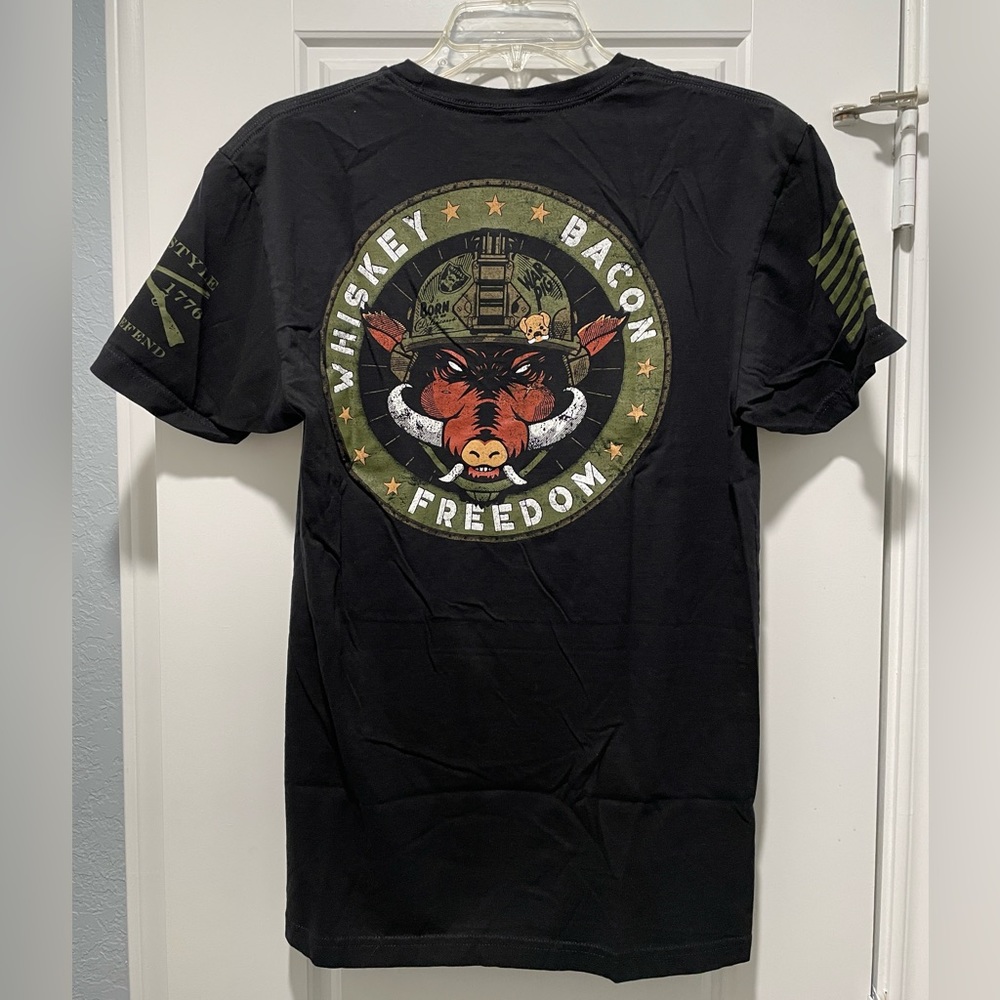 Grunt Style Smells like Freedom Whiskey Bacon Freedom Men’s Short sleeve t-shirt